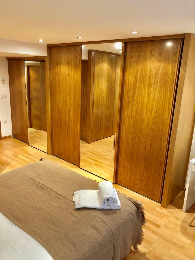 Oupen De Dor - Virgenes El Pilar Apartman Zaragoza Kültér fotó